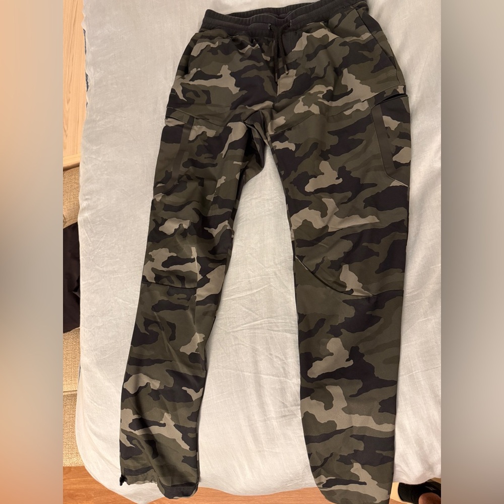 Under Armour camouflage pants